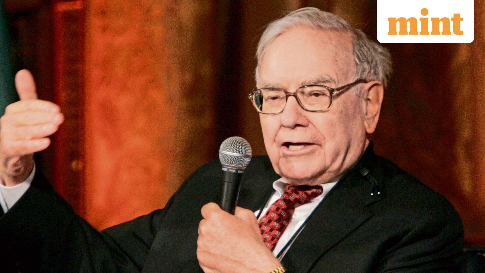 Warren Buffett’s 5 investing lessons every investor should know